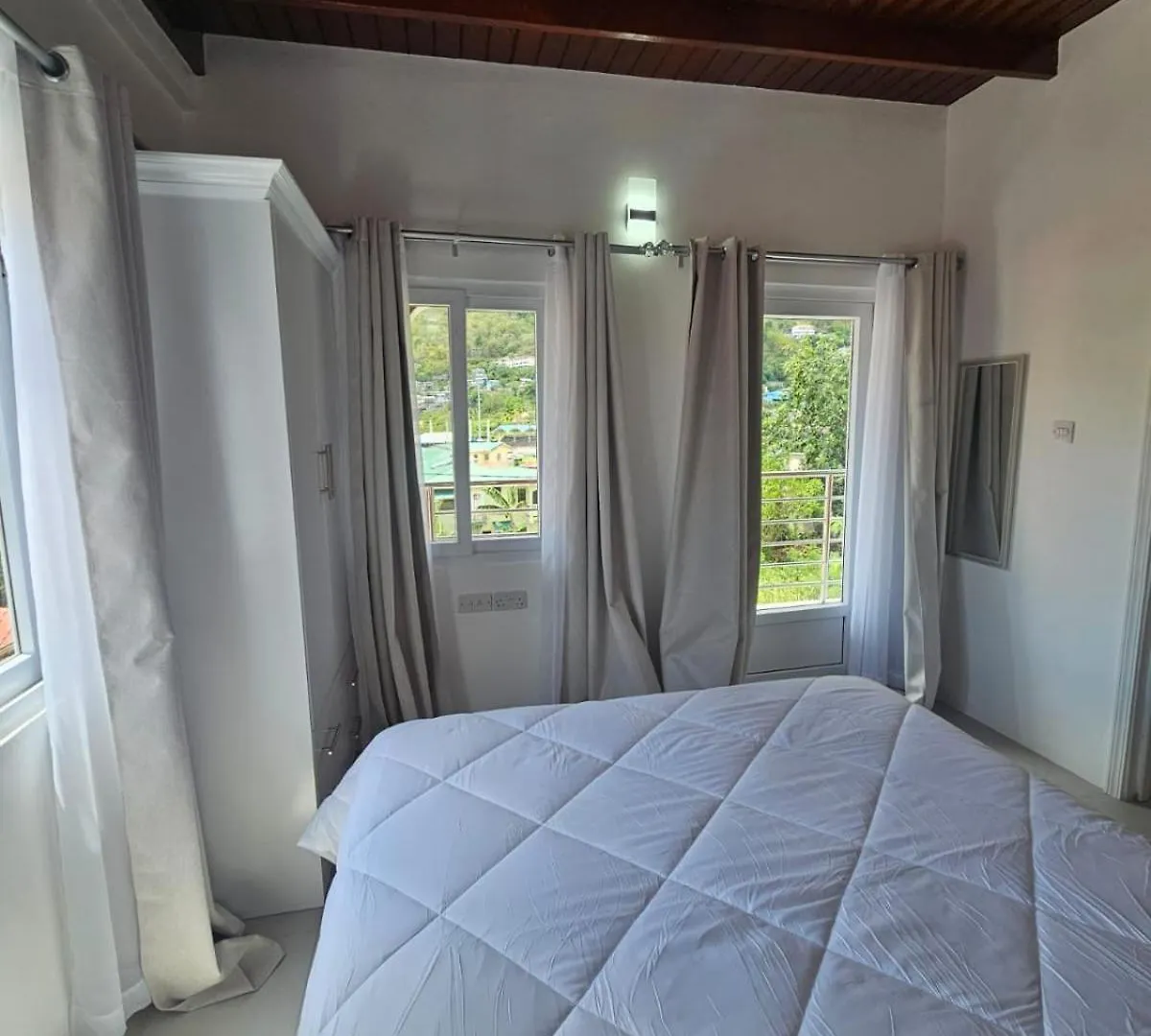 Agape Suites-Room 5-2Nd Floor Soufriere Saint Lucia