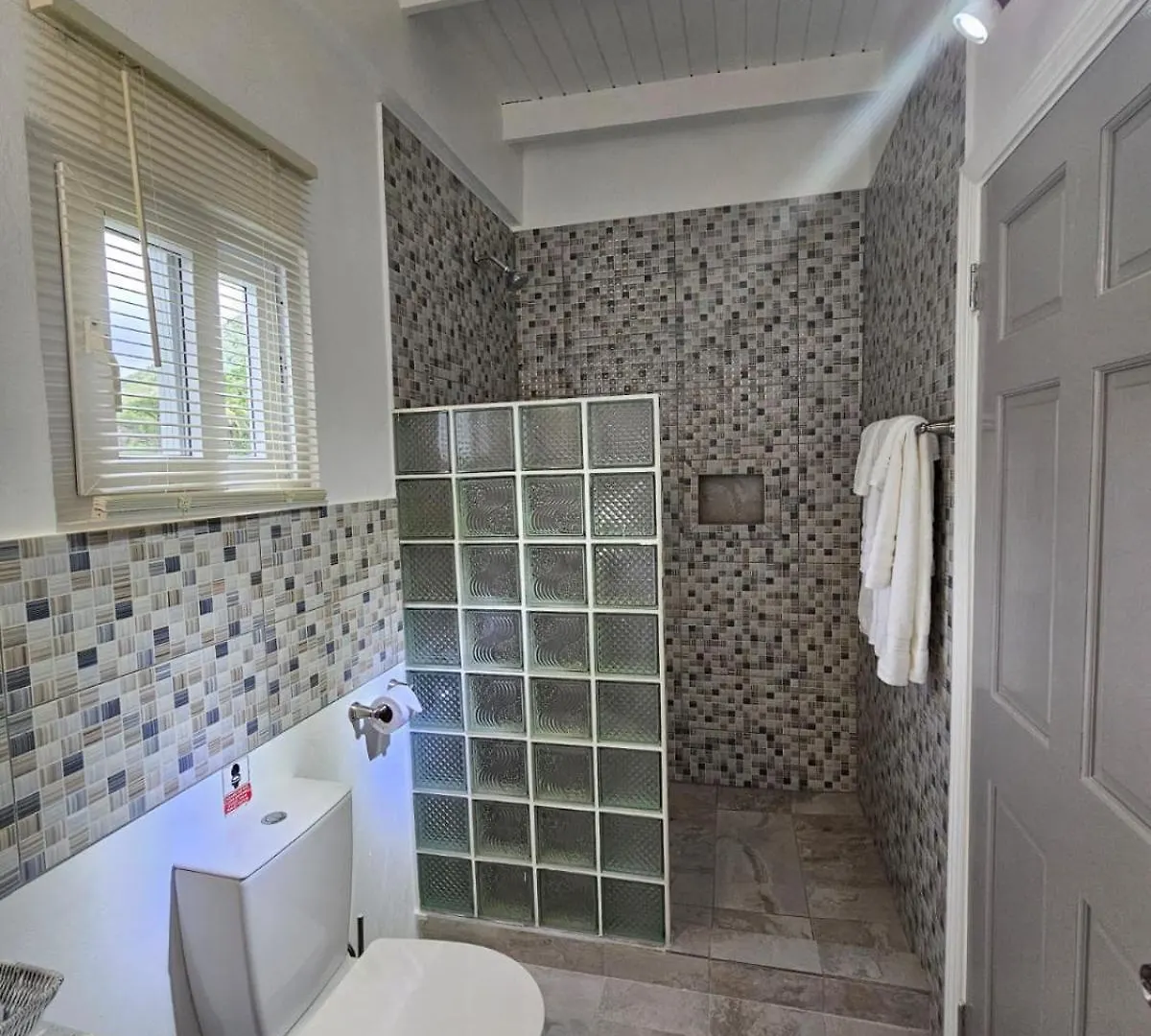 شقة Agape Suites-Room 5-2Nd Floor سوفريير